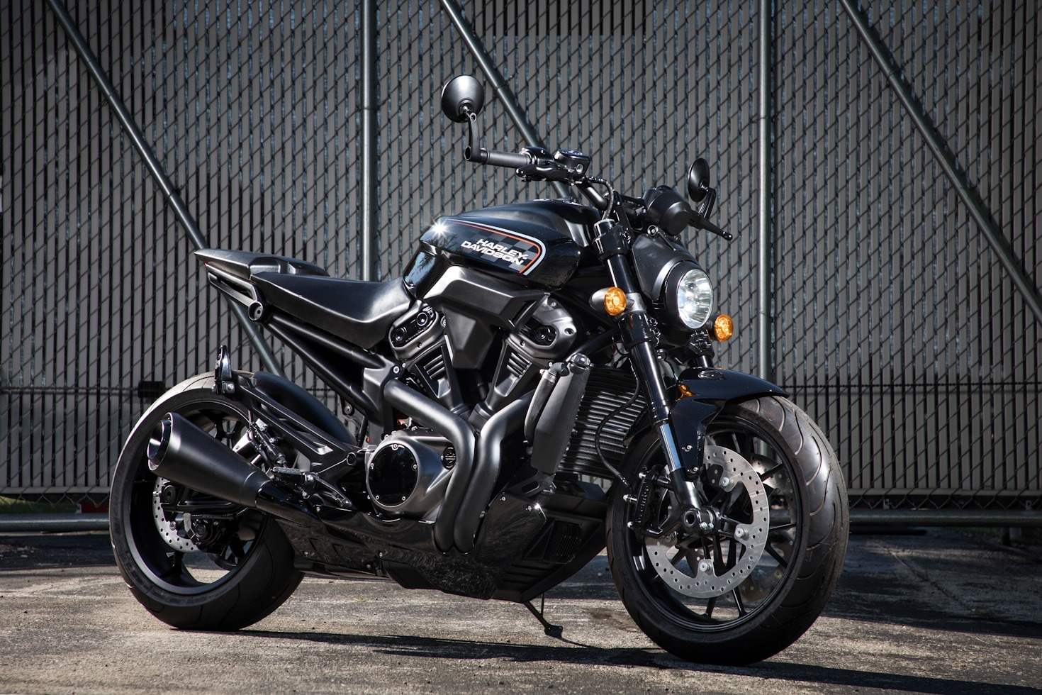 Explorando Destinos Míticos de Motociclismo